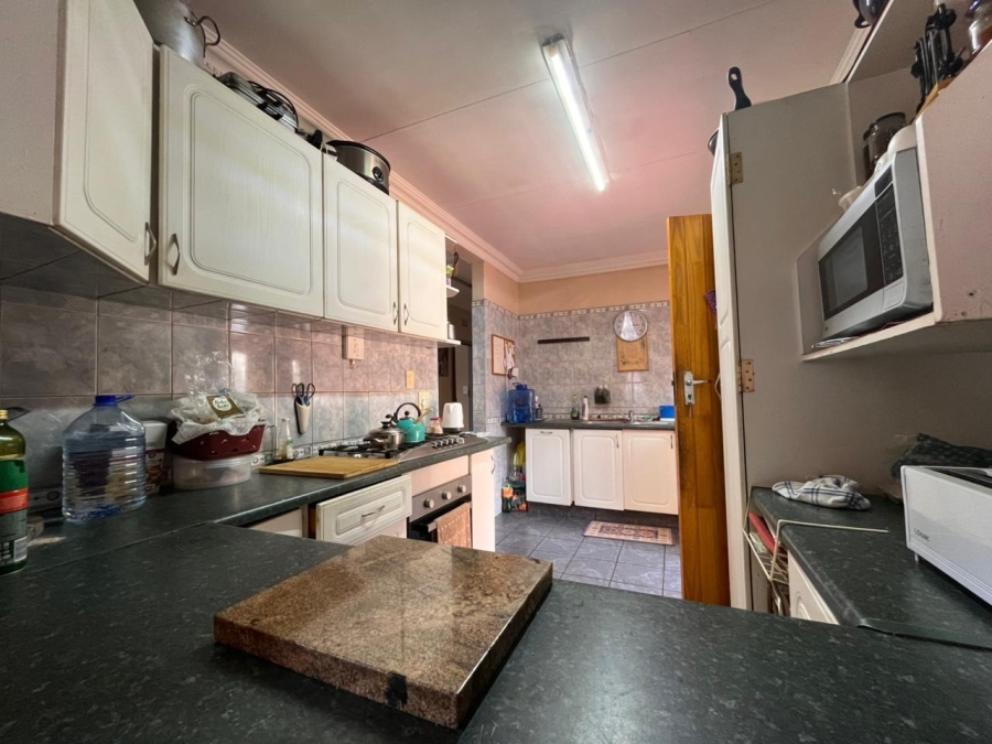 3 Bedroom Property for Sale in Geelhoutpark North West